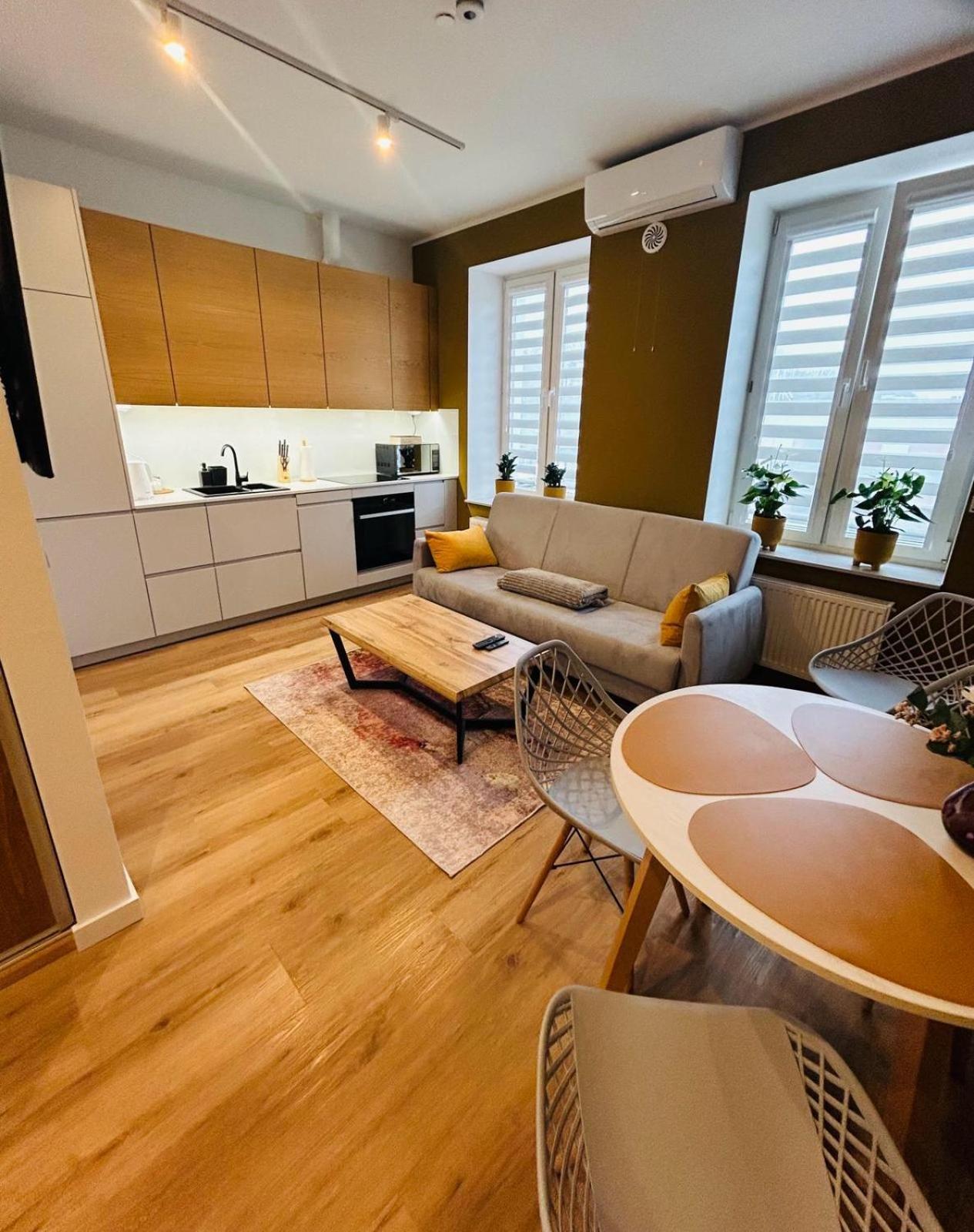Apartment Targowa L11 Λούμπλιν Εξωτερικό φωτογραφία